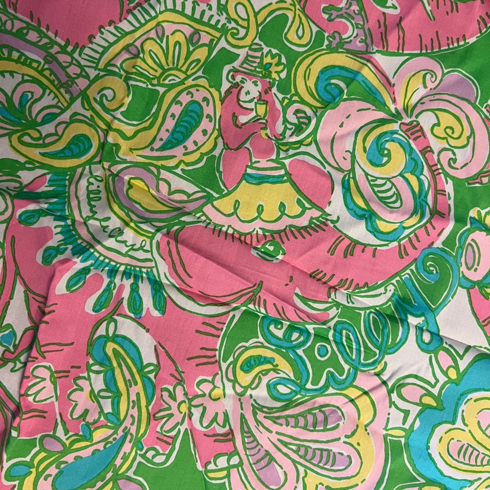 RARE Lilly Pulitzer NWT Chin Chin Tablecloth with  Elephants & Monkeys & Lillys